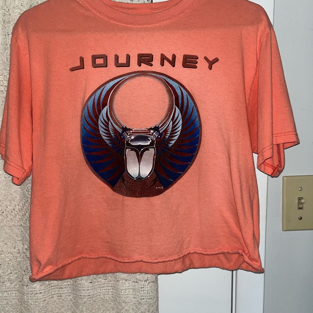 Journey Graphic T-Shirt in Coral